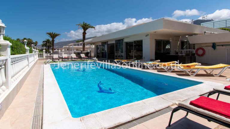 Discover the Charm of Villas in Tenerife Playa De Las Americas